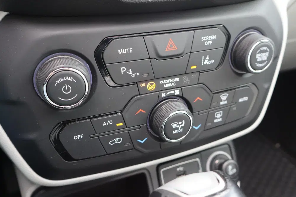 Jeep Renegade 1.3T Freedom uit 2019, foto 15