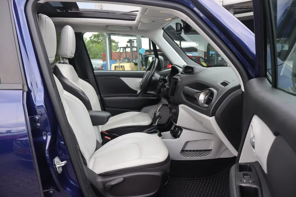 Jeep Renegade 1.3T Freedom uit 2019, foto 8