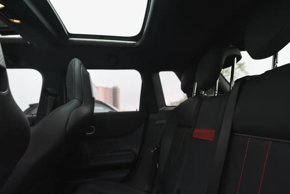 Mini Hatchback Cooper C Automaat uit 2025, foto 12