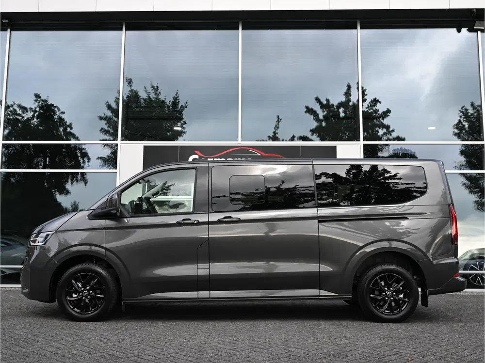 Volkswagen Multivan 2.5 L2H1 234pk eHybrid Style 8-pers Cara uit 2026, foto 4