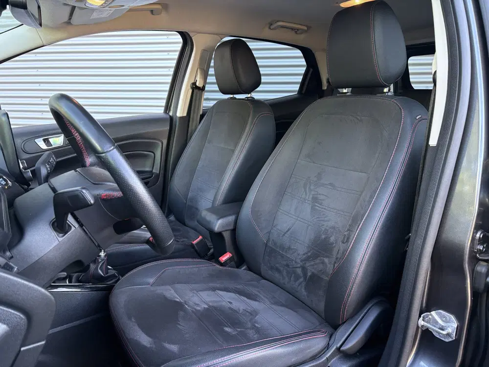 Ford EcoSport 1.0 EcoBoost ST-Line uit 2022, foto 6