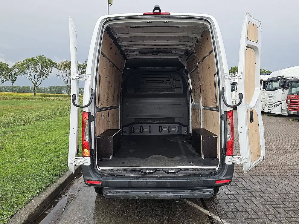Mercedes-Benz Sprinter 317 L2H2 LED Mbux10 Automaat Navi Cam uit 2024, foto 10
