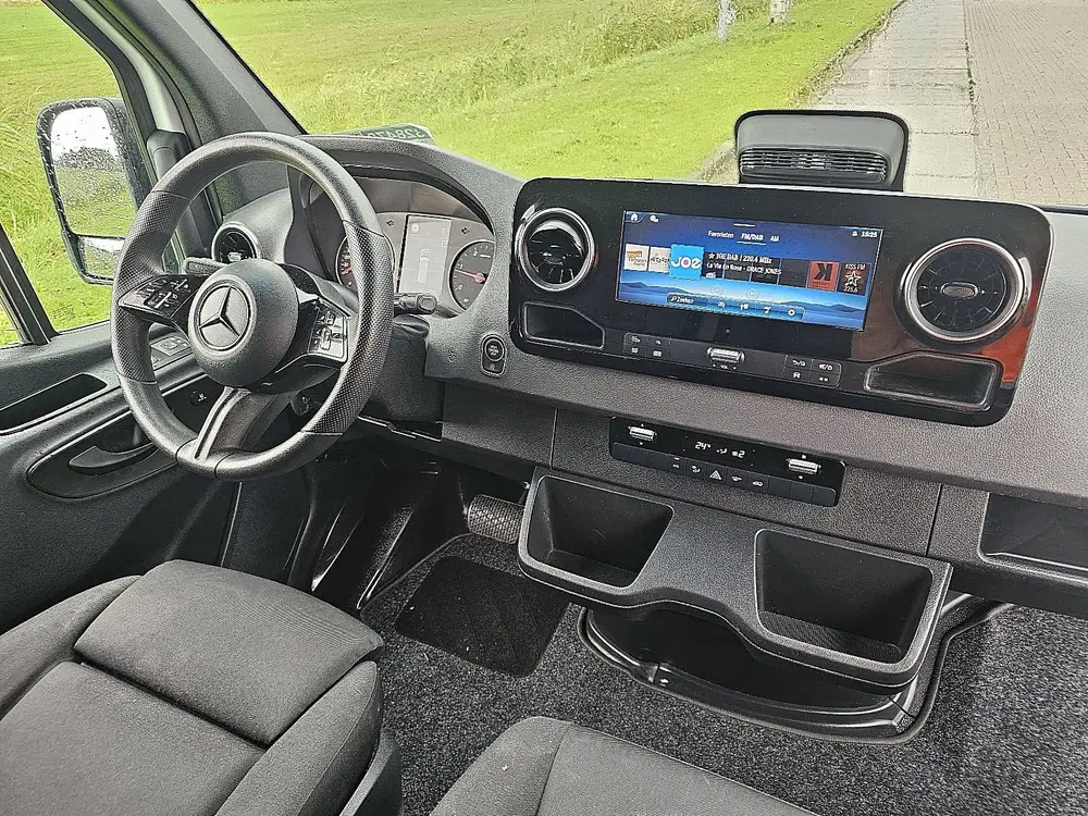Mercedes-Benz Sprinter 317 L2H2 LED Mbux10 Automaat Navi Cam uit 2024, foto 8