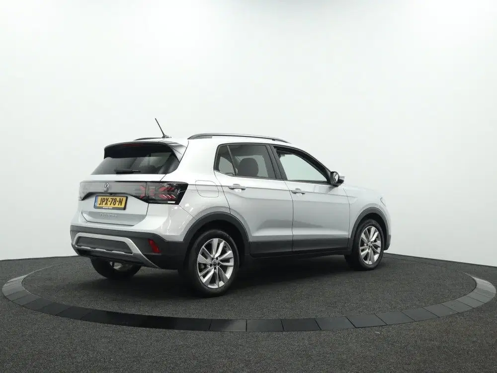 Volkswagen T-Cross 1.0 TSI Life Edition Automaat uit 2025, foto 2