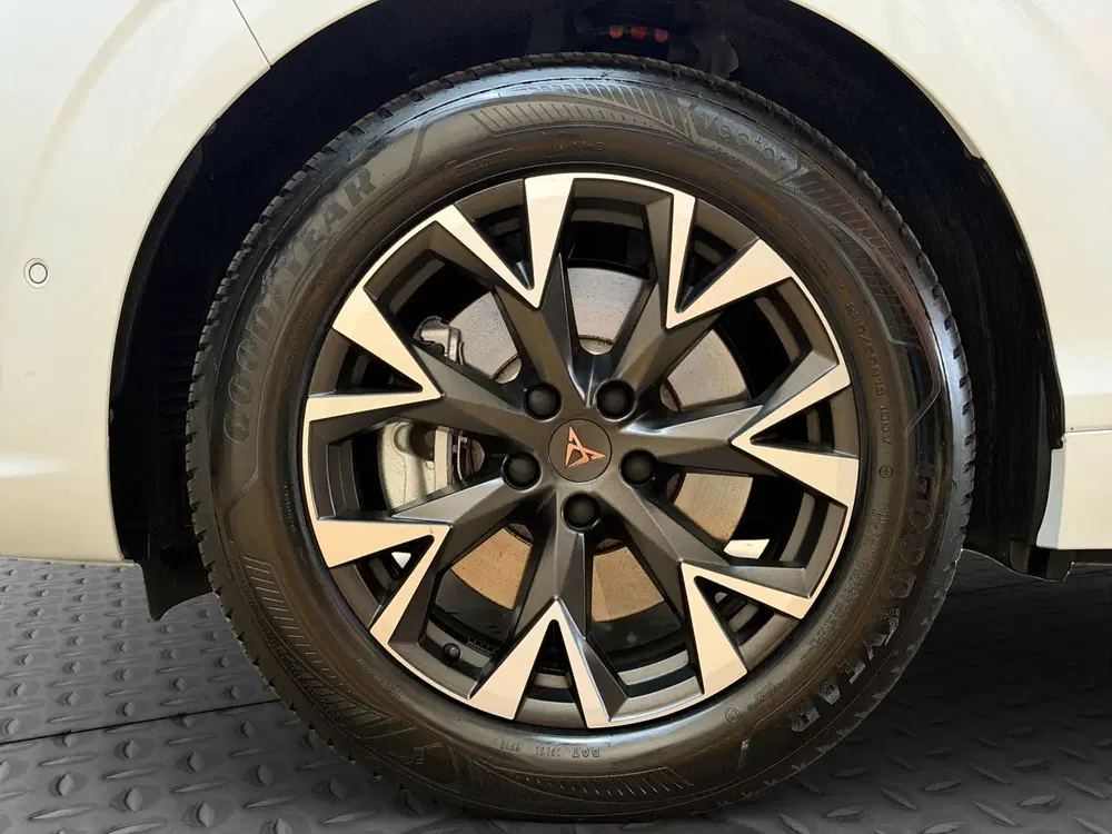 Cupra Terramar 1.5 TSI e-Hybrid Business uit 2026, foto 7