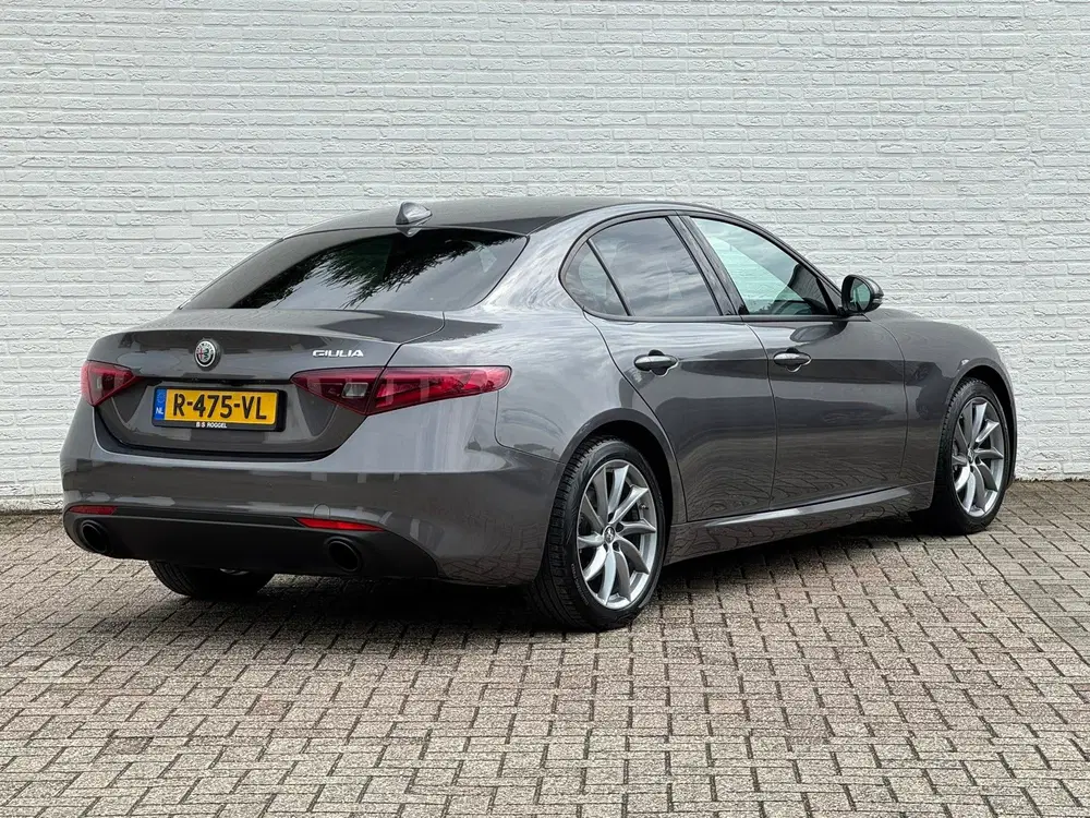 Alfa Romeo Giulia 2.0T Sprint Leder elektrisch+verwarmd Stuu uit 2022, foto 8