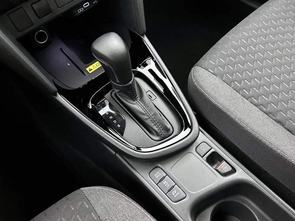 Toyota Yaris Cross 1.5 Hybrid 115 pk Dynamic Automaat uit 2025, foto 10