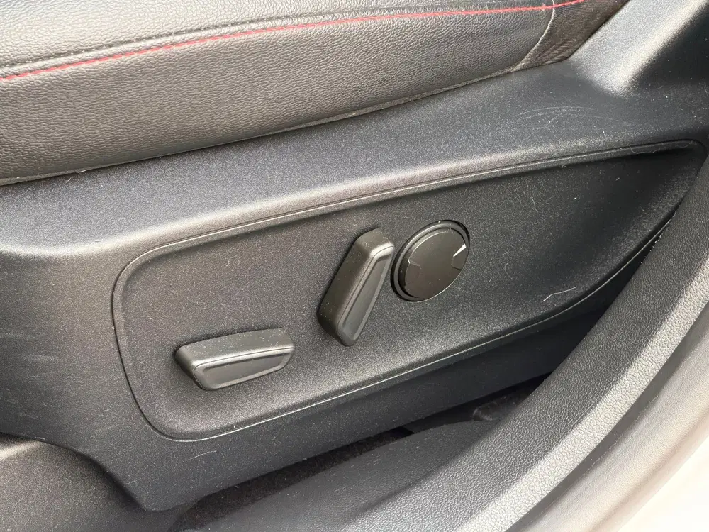 Ford Kuga 2.5 PHEV 225PK ST-Line X uit 2021, foto 10