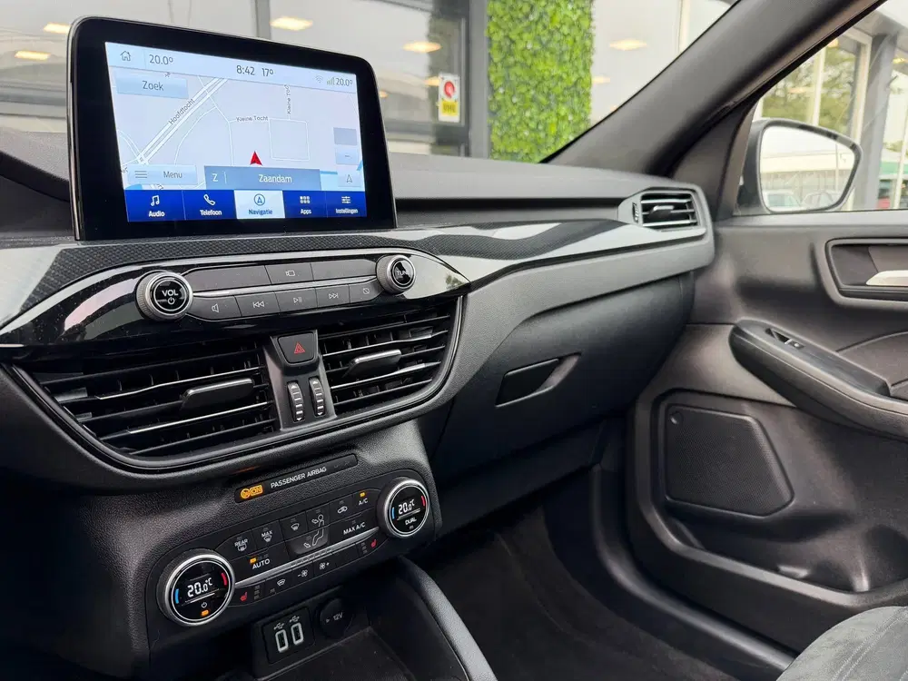 Ford Kuga 2.5 PHEV 225PK ST-Line X uit 2021, foto 2