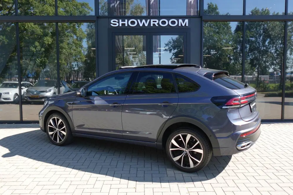 Volkswagen Taigo 1.5 TSI R-Line Business PANO KEYLESS CAM uit 2022, foto 2