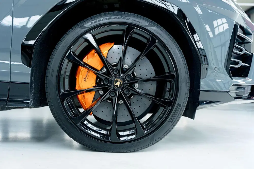 Lamborghini Urus 4.0 V8 Grigio Telesto l Massage l Entertai uit 2021, foto 11