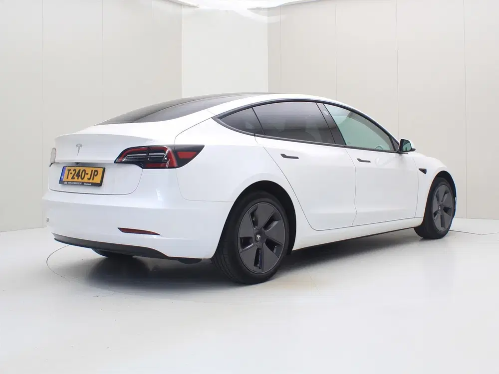 Tesla Model 3 Long-Range RWD 351pk 75 kWh 94% SoH UPGRAD uit 2023, foto 3