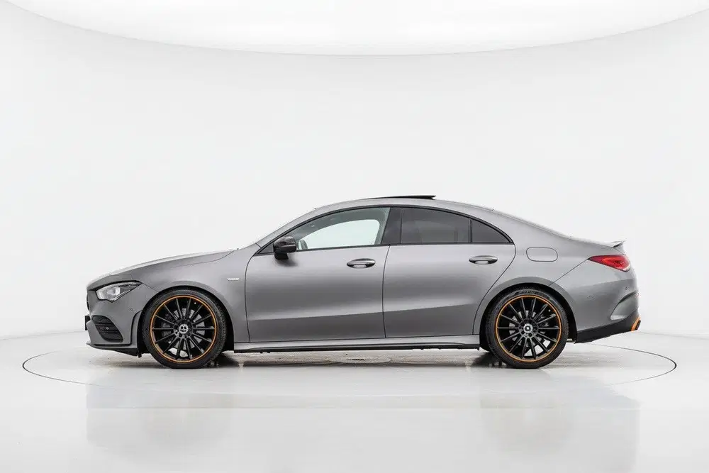 Mercedes-Benz CLA 200 Premium Plus Pano uit 2019, foto 2
