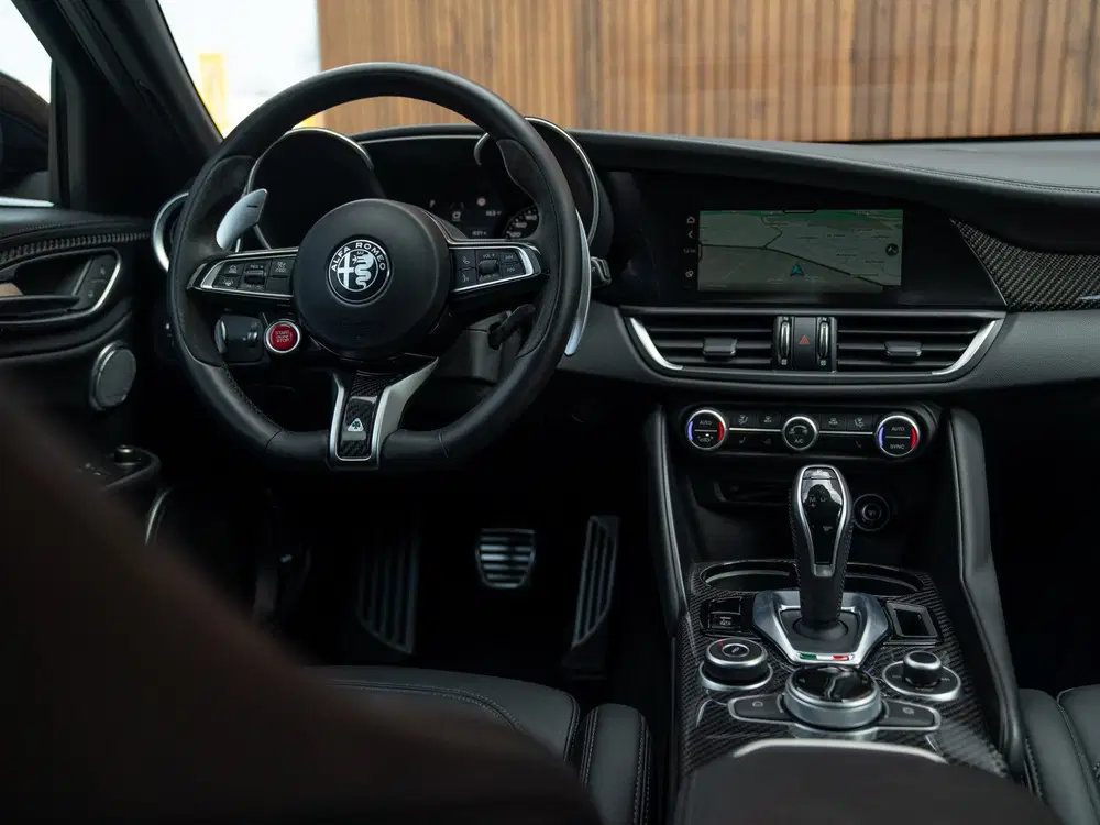 Alfa Romeo Giulia 2.9 V6 Quadrifoglio uit 2023, foto 10
