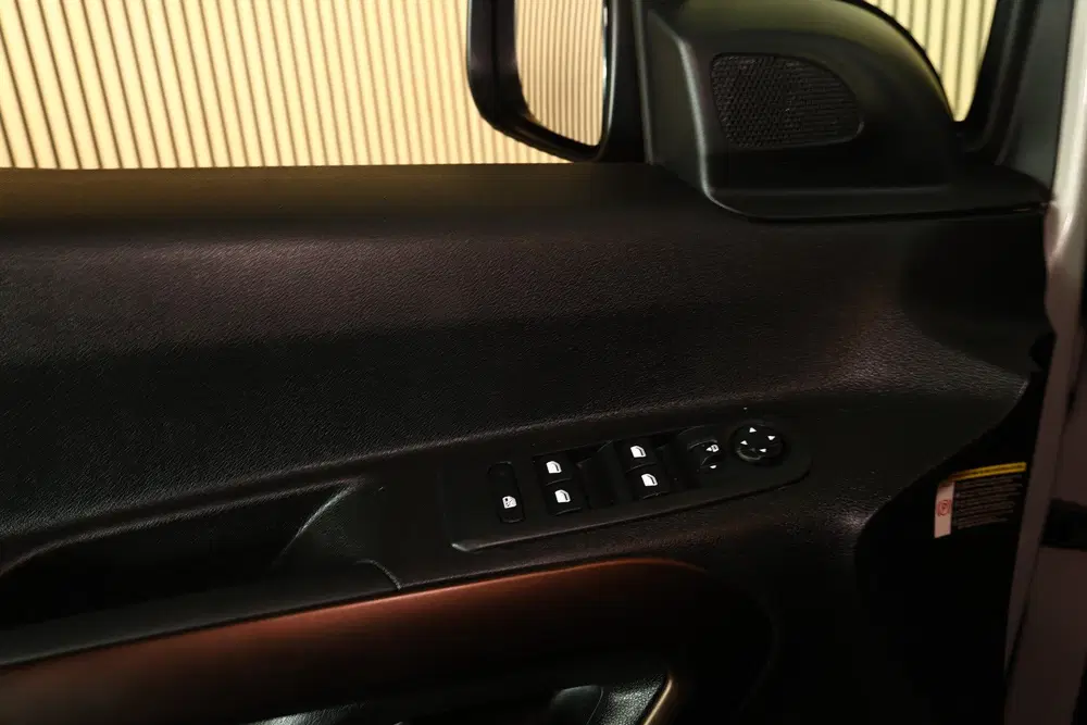 Peugeot Rifter 1.2 Puretech GT-Line AUT CARPLAY CAM NAV P uit 2021, foto 15