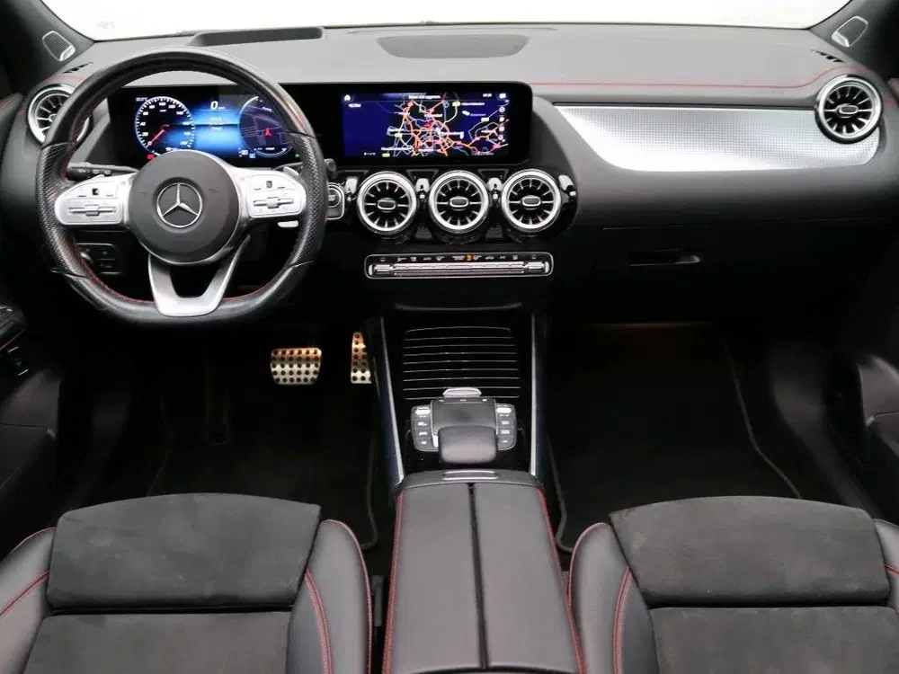 Mercedes-Benz EQA 250 AMG Nightpakket 67 kWh uit 2021, foto 6