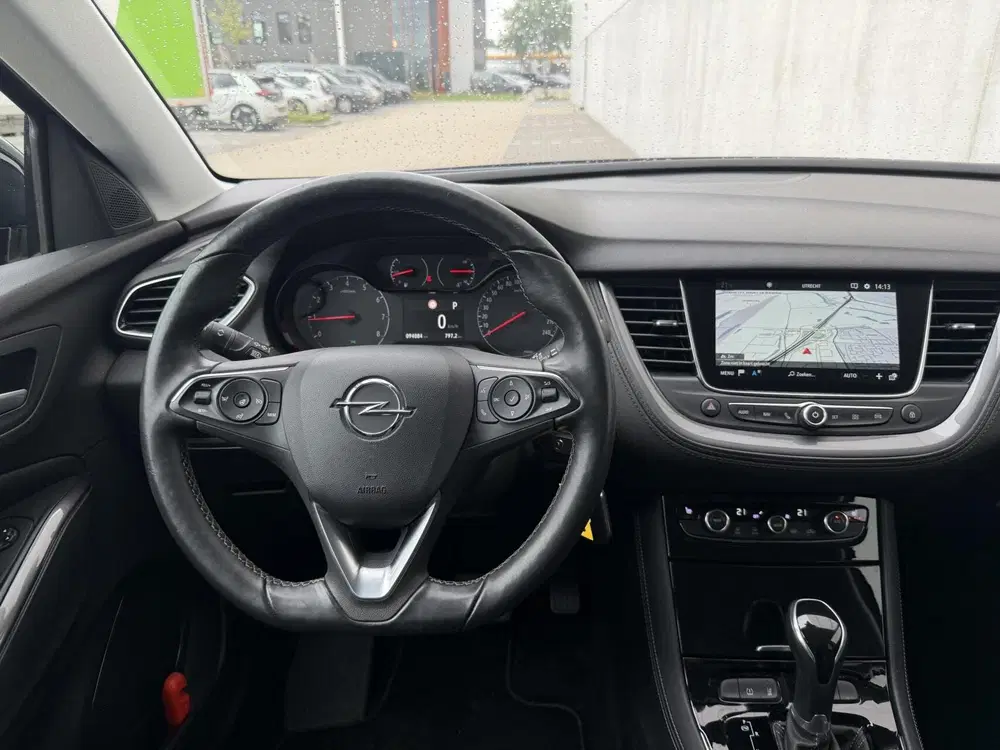 Opel Grandland 1.2 Turbo uit 2021, foto 10
