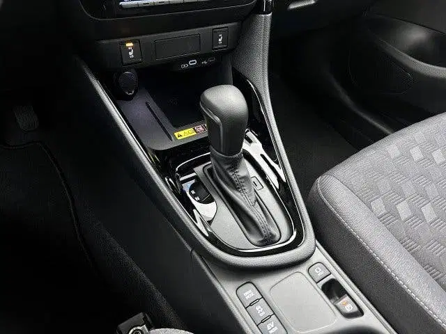 Toyota Yaris 1.5 Hybrid 115 Dynamic uit 2026, foto 9