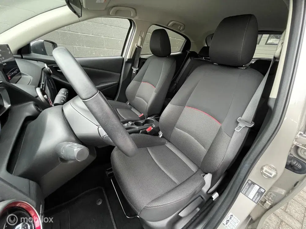 Mazda 2 1.5 Skyactiv-G Homura uit 2022, foto 15