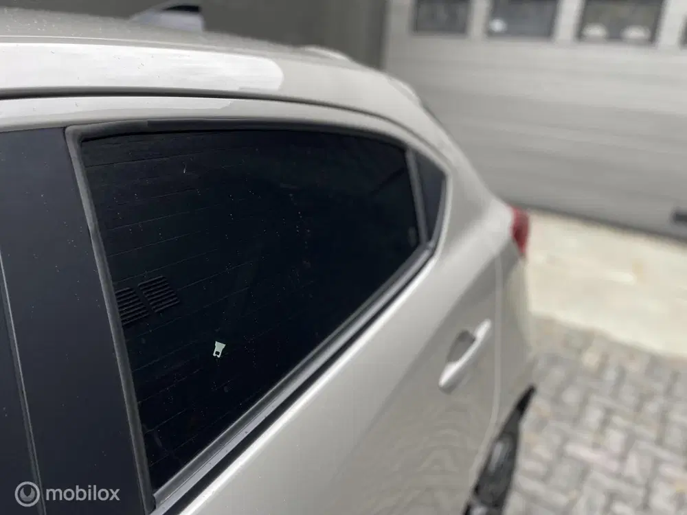 Mazda 2 1.5 Skyactiv-G Homura uit 2022, foto 7