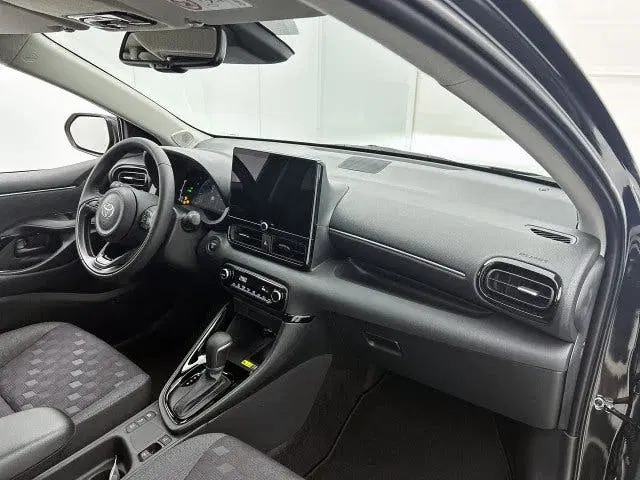 Toyota Yaris 1.5 Hybrid 115 Dynamic uit 2026, foto 6