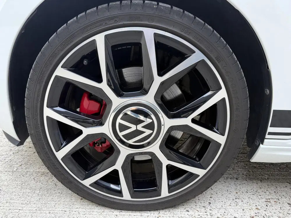 Volkswagen up! 1.0 TSI GTI uit 2022, foto 14