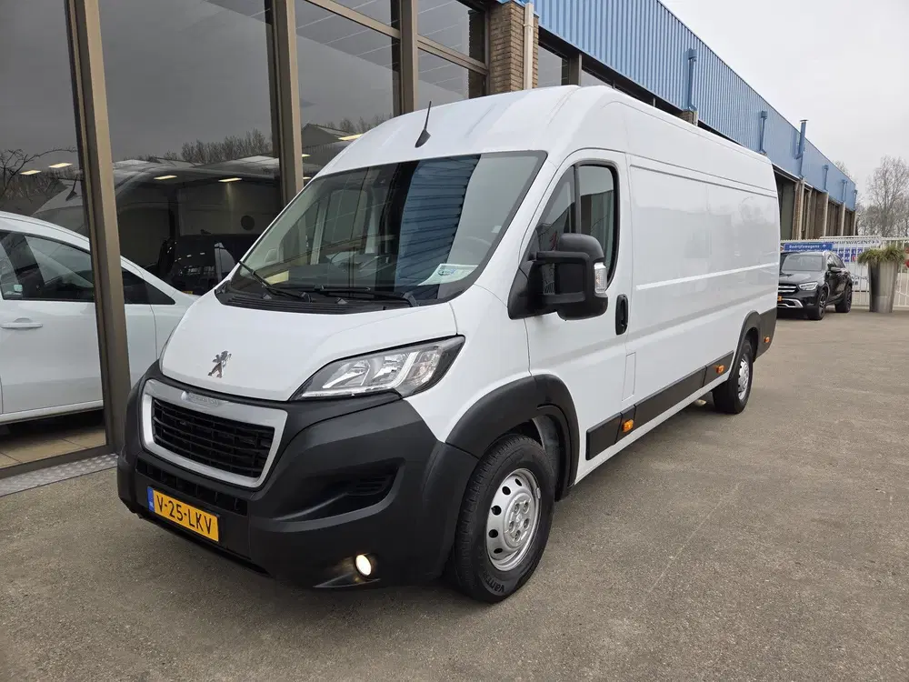 Peugeot Boxer 2.2 BlueHDI 140Pk L4H2 Airco Navi PDC Crui uit 2022, foto 3