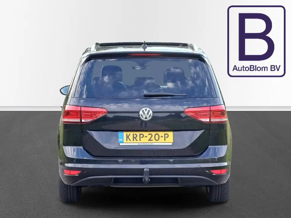 Volkswagen Touran 1.5 TSI Highline uit 2020, foto 8