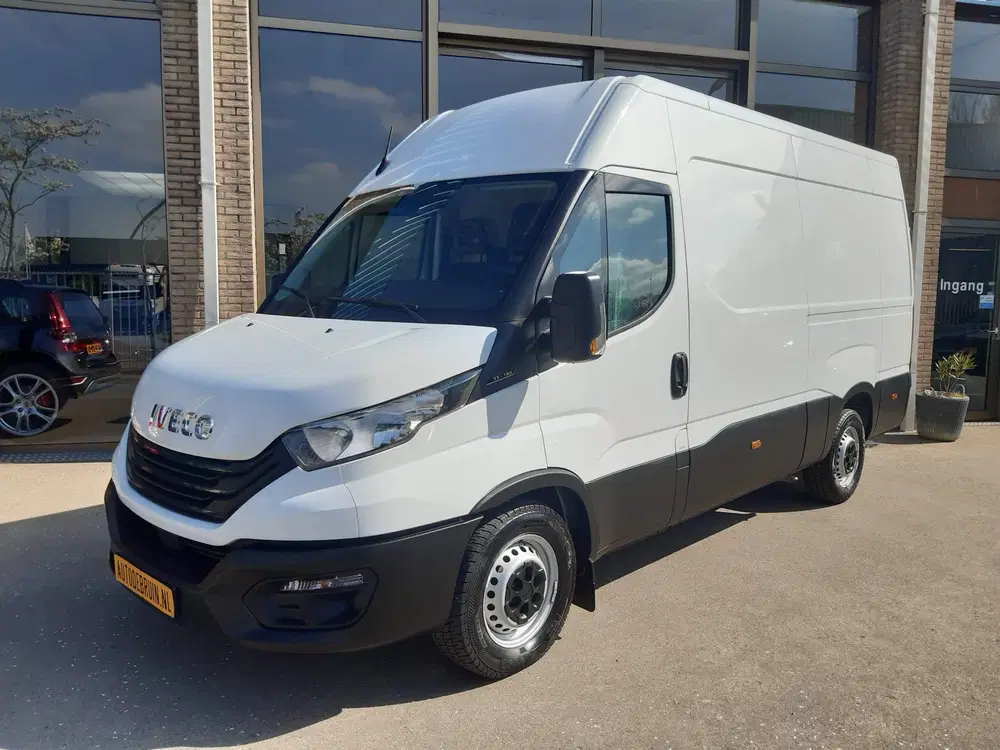 Iveco Daily 35S16V L2H2 156Pk Airco Cruise control 142 uit 2022, foto 3