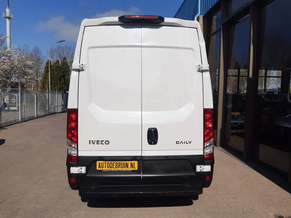 Iveco Daily 35S16V L2H2 156Pk Airco Cruise control 142 uit 2022, foto 6
