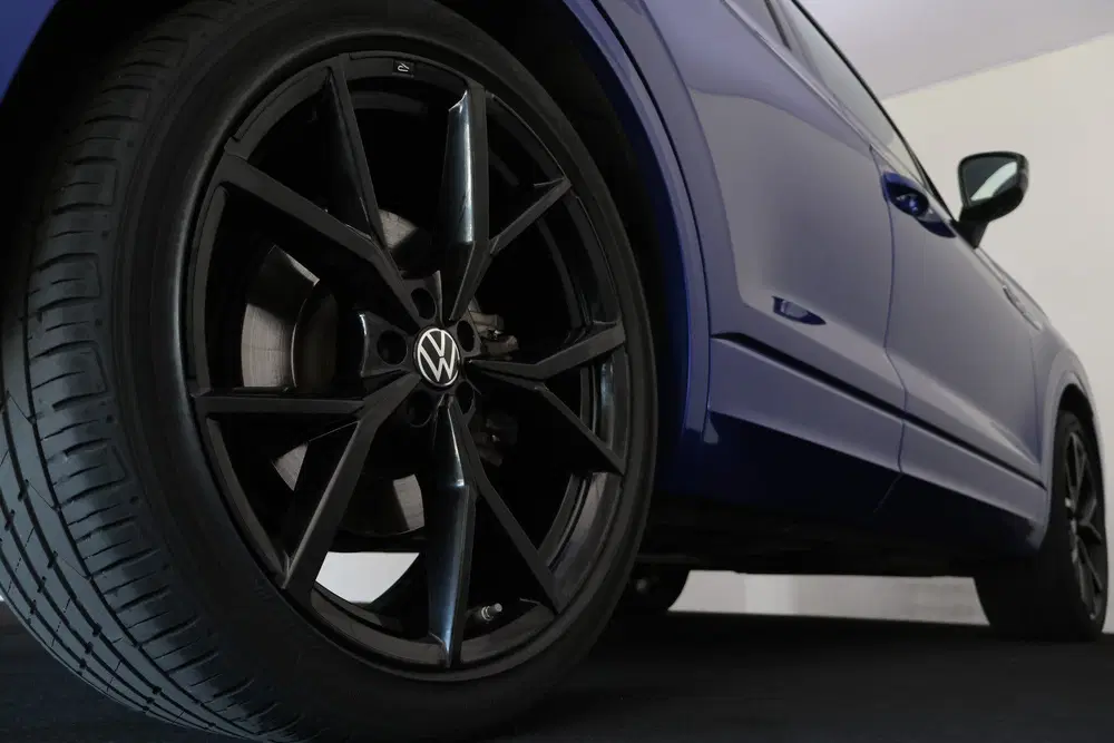 Volkswagen Touareg 3.0 eHybrid R 4MOTION 462PK PANO uit 2021, foto 15