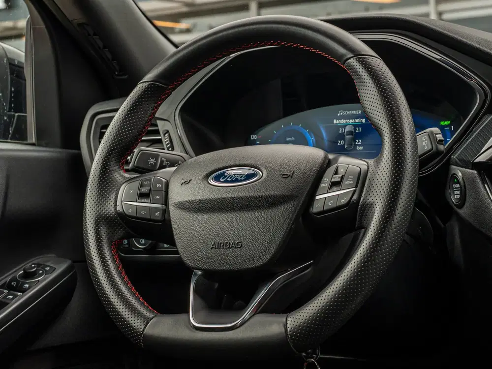 Ford Kuga 2.5 PHEV ST-Line X BLACK PACK 20 INCH B&O uit 2023, foto 12