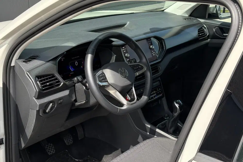 Volkswagen T-Cross 1.0 TSI Life 110pk uit 2023, foto 4