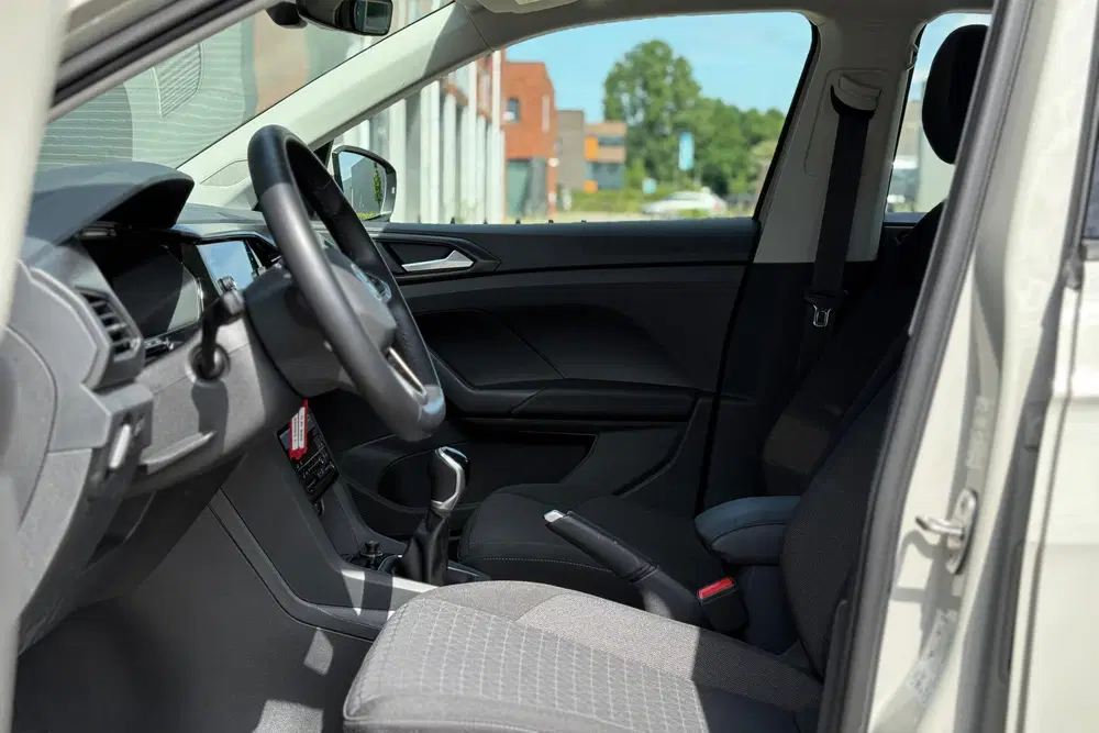 Volkswagen T-Cross 1.0 TSI Life 110pk uit 2023, foto 5