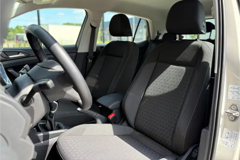 Volkswagen T-Cross 1.0 TSI Life 110pk uit 2023, foto 6