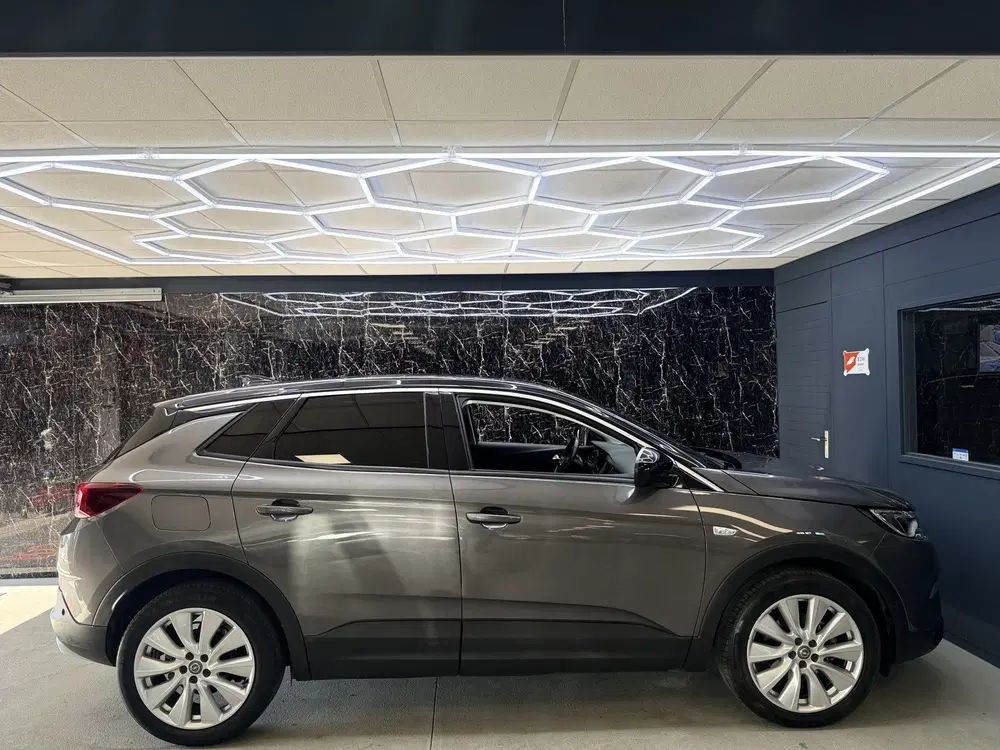 Opel Grandland 1.2 Turbo ultimate 130pk uit 2020, foto 4