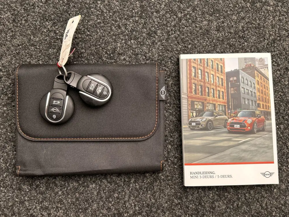 Mini Cooper 1.5 Cooper uit 2019, foto 8