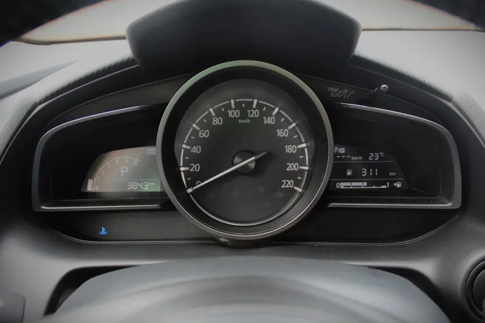 Mazda 2 1.5 SkyActiv-G 90 Homura uit 2024, foto 8
