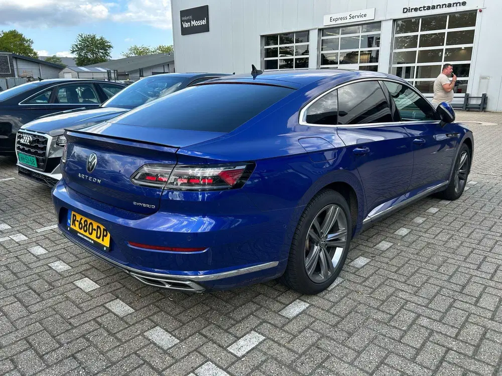 Volkswagen Arteon 1.4 TSI eHybrid R-Line Business+ uit 2021, foto 4