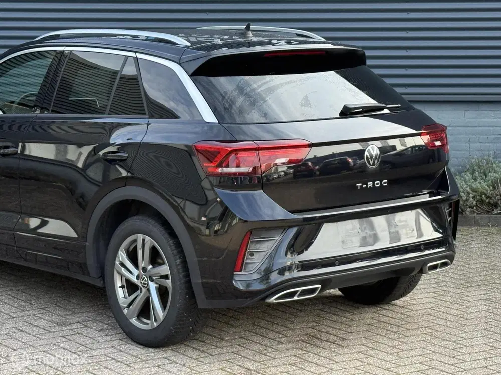 Volkswagen T-Roc 1.5 TSI 3x R-Line uit 2022, foto 13