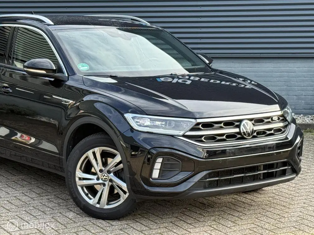 Volkswagen T-Roc 1.5 TSI 3x R-Line uit 2022, foto 6