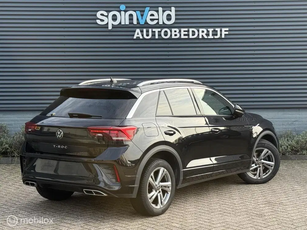 Volkswagen T-Roc 1.5 TSI 3x R-Line uit 2022, foto 9