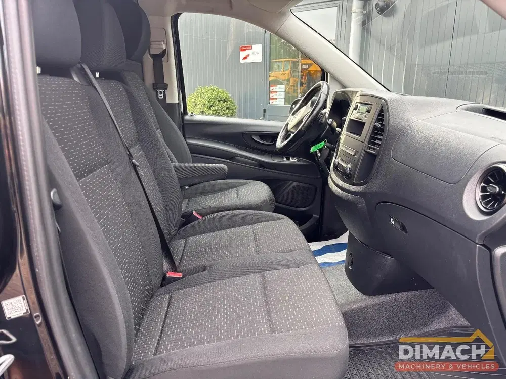 Mercedes-Benz Vito CDI L2H1 uit 2022, foto 4