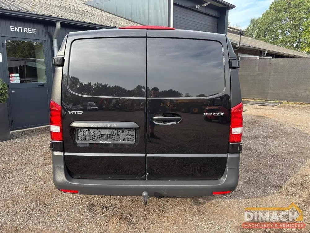 Mercedes-Benz Vito CDI L2H1 uit 2022, foto 9