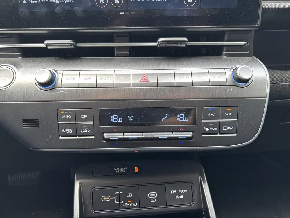 Hyundai KONA 1.6 GDI HEV Comfort Smart l Camera uit 2024, foto 13