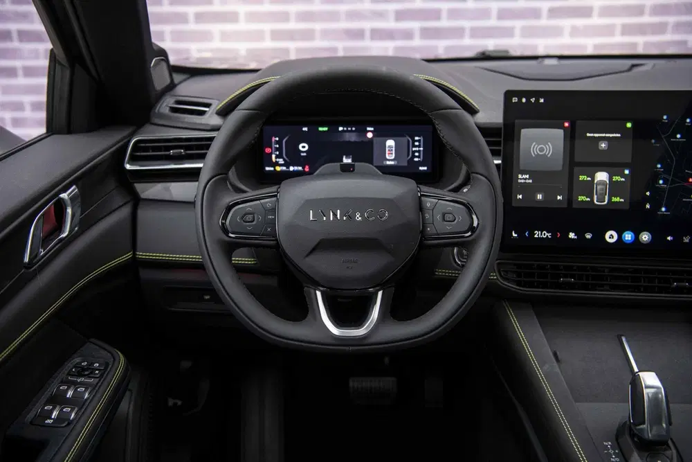 Lynk & Co 01 1.5 Plug-in Hybrid More uit 2026, foto 4