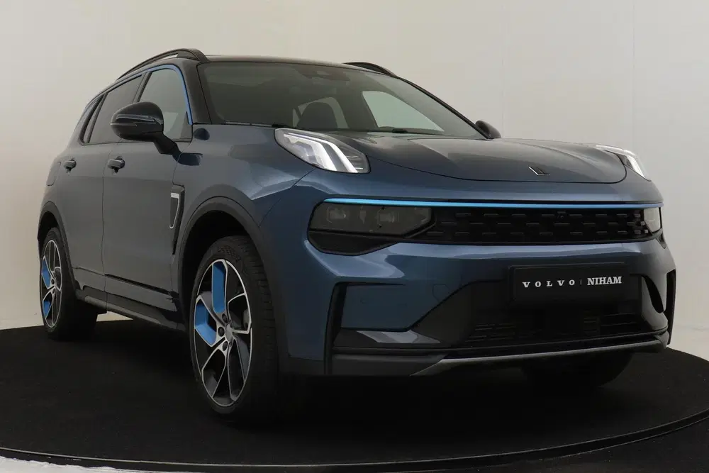 Lynk & Co 01 1.5 PHEV -PANO.DAK uit 2023, foto 11