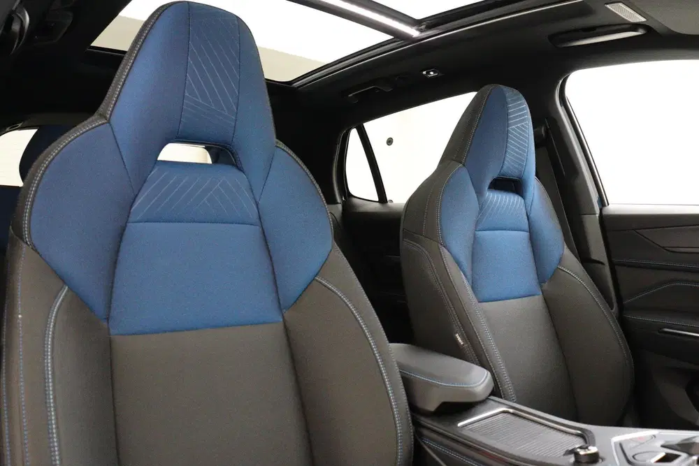 Lynk & Co 01 1.5 PHEV -PANO.DAK uit 2023, foto 12