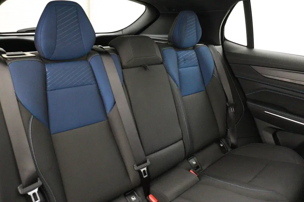 Lynk & Co 01 1.5 PHEV -PANO.DAK uit 2023, foto 14