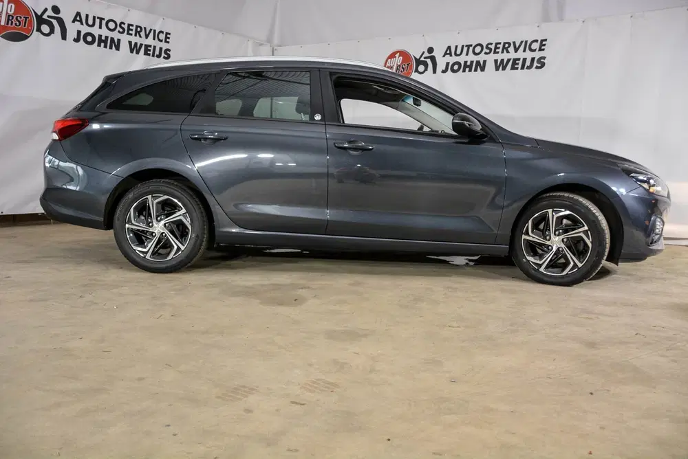 Hyundai i30 1.5 T-GDi MHEV Hybrid uit 2021, foto 15